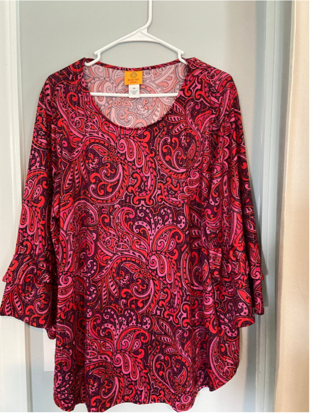 Ruby, Rd. Blouse size 2X.